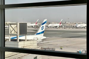 Read more about the article Then and now: 6 ways that El Al’s most historic route has improved in just 2 years