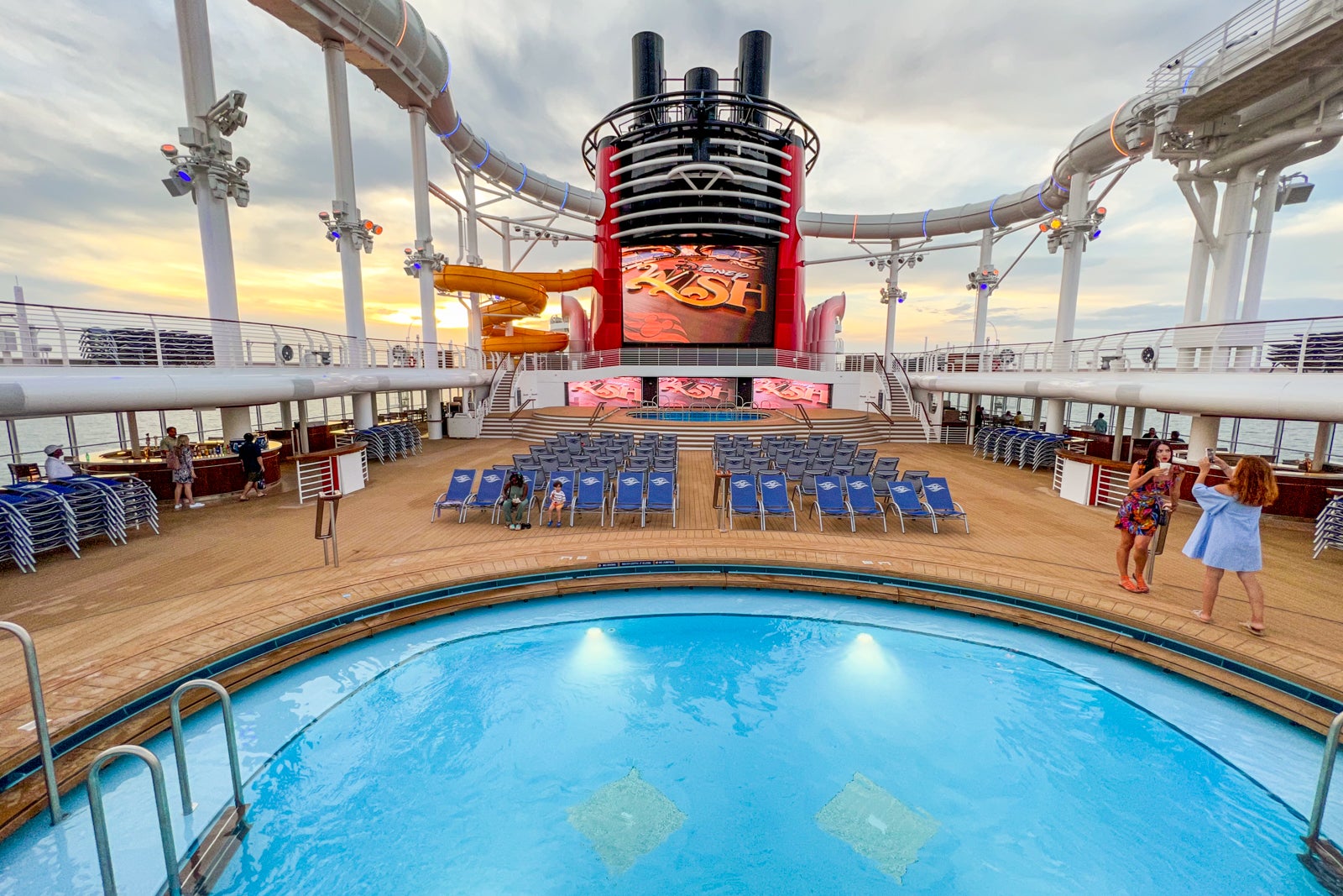 You are currently viewing Loyalty to Disney Cruise Line is about to get you some major new perks