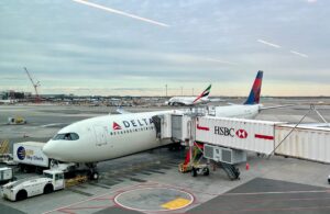 Read more about the article Benefits galore: Why the Delta Reserve Amex is my favorite cobranded credit card