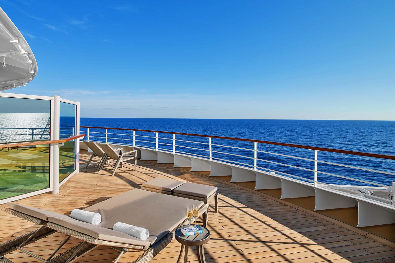 You are currently viewing Best transatlantic cruises for 2023, plus tips and what to expect