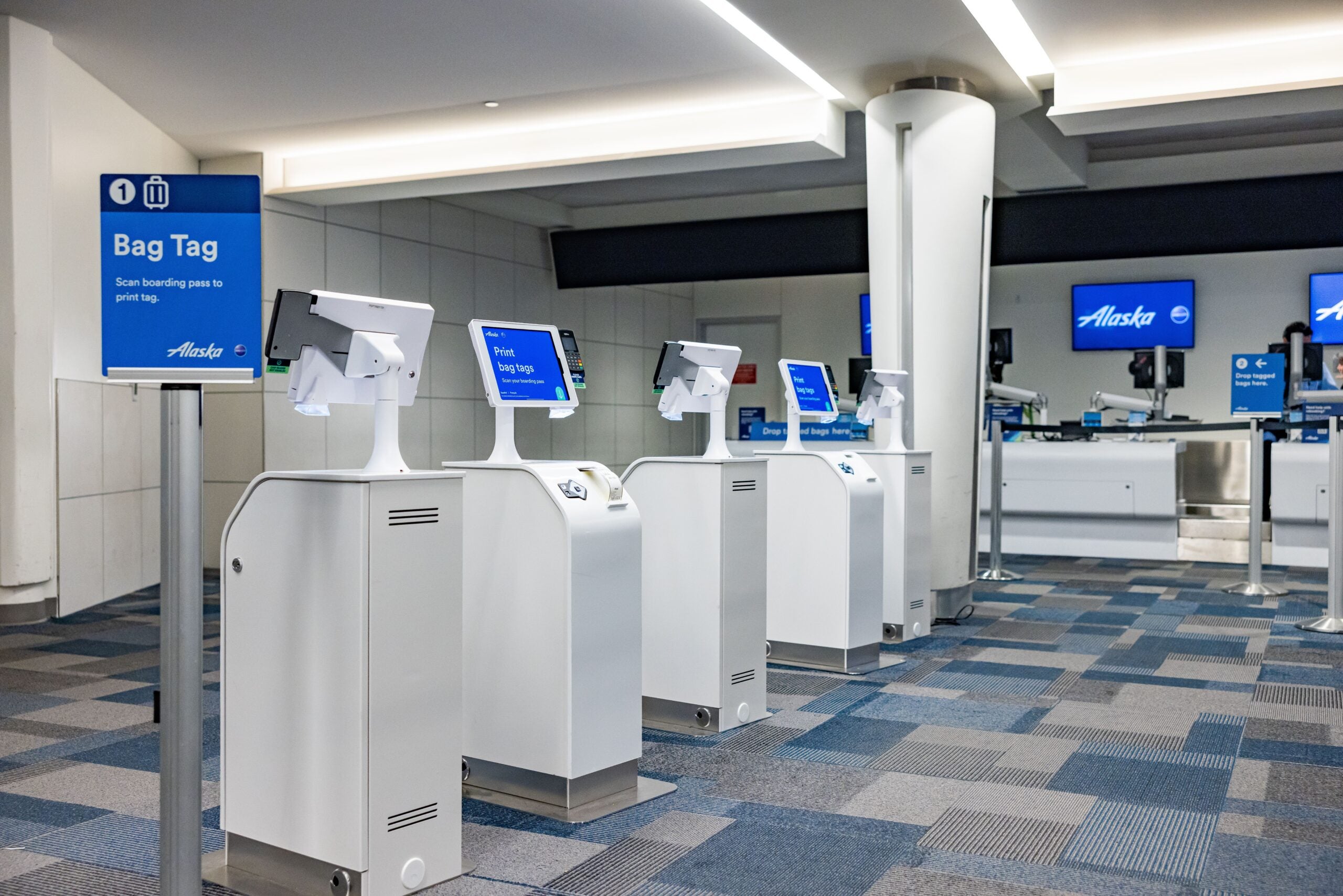 You are currently viewing Kiosks are out as Alaska Airlines streamlines the airport check-in process