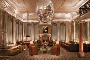 Read more about the article Best points hotels in London for the coronation of King Charles III and beyond