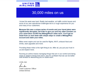Read more about the article United offers travelers 30,000 miles following week-long disruptions