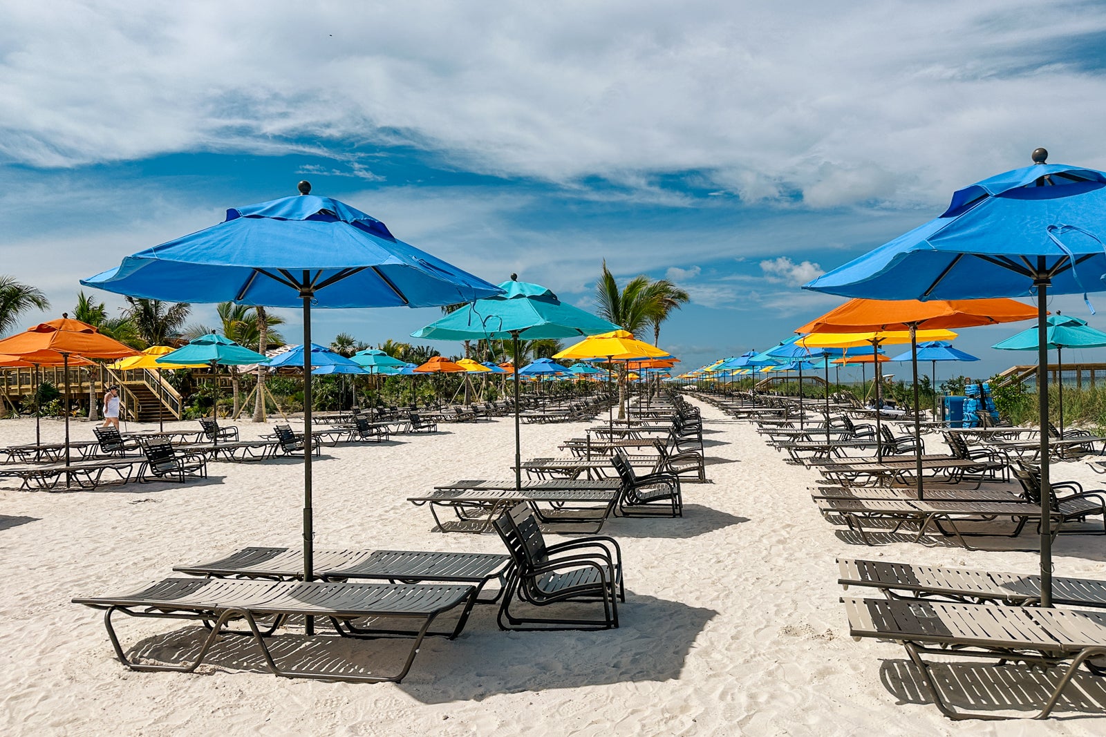 You are currently viewing Disney Lookout Cay at Lighthouse Point: A complete guide to Disney Cruise Line’s private beach destination