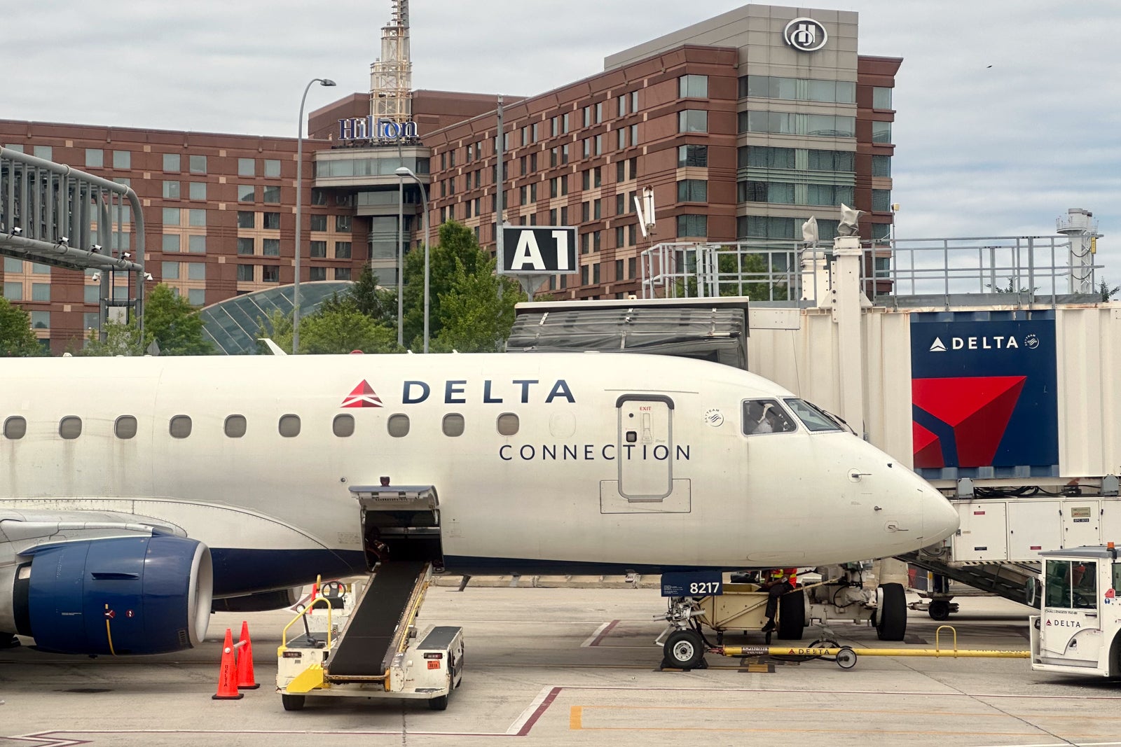 You are currently viewing Delta cuts another US destination, adds new Boston routes in latest network shake-up