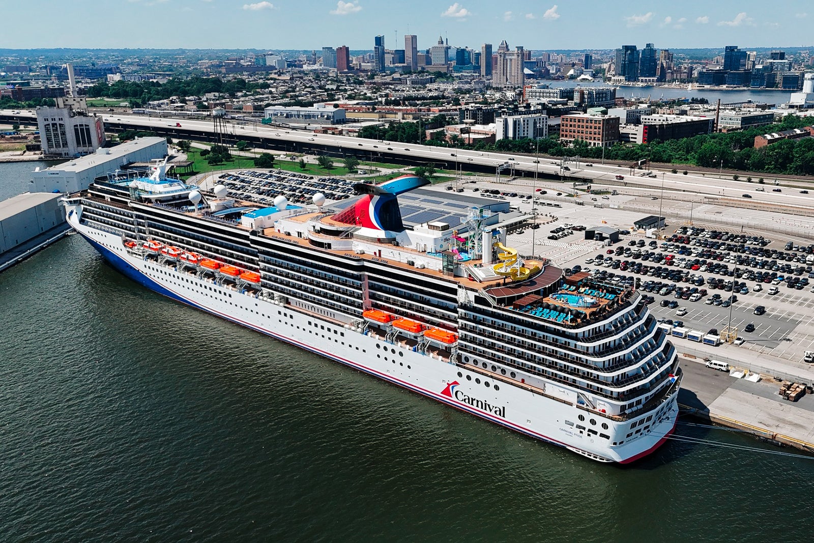 Read more about the article Baltimore cruise port: A guide to cruising from Maryland