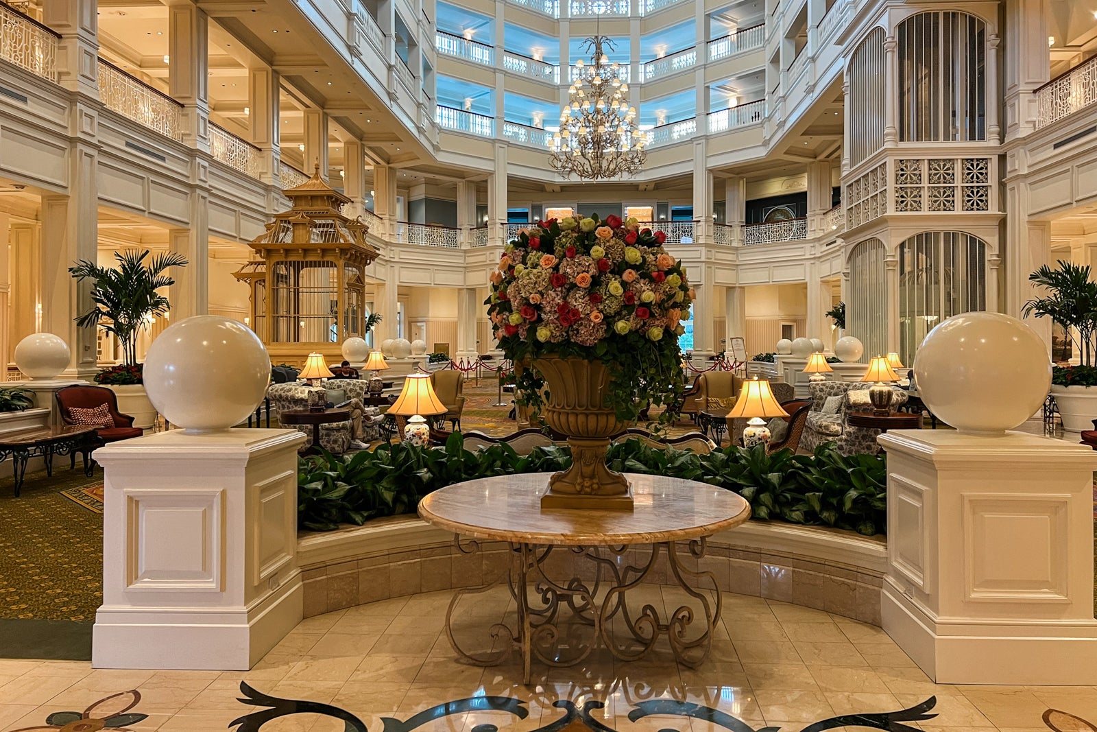 Read more about the article What it’s like staying at the Grand Floridian, Disney World’s ‘grandest’ resort