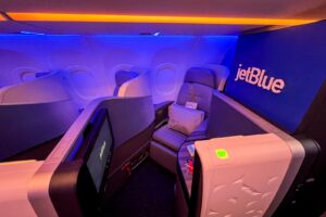 Read more about the article Who are the Chase Ultimate Rewards transfer partners? Redeem your points with airlines and hotels