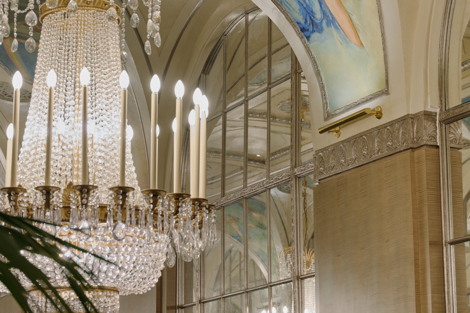 Read more about the article Sneak peek: Take a look inside the multibillion-dollar Waldorf Astoria New York remodel