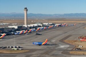 Read more about the article Southwest CEO floats first class, lounges and long-haul flights: ‘We’re going to follow the consumer’