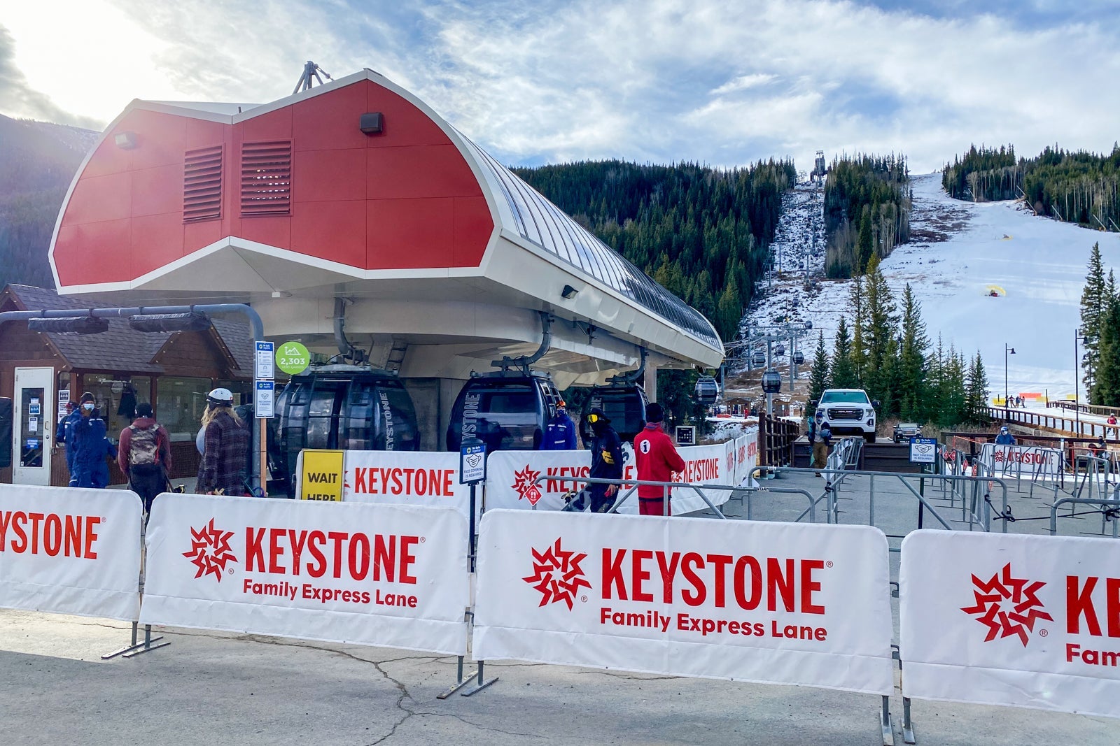You are currently viewing ‘Winter is here’ as first US ski resorts of the season open their lifts