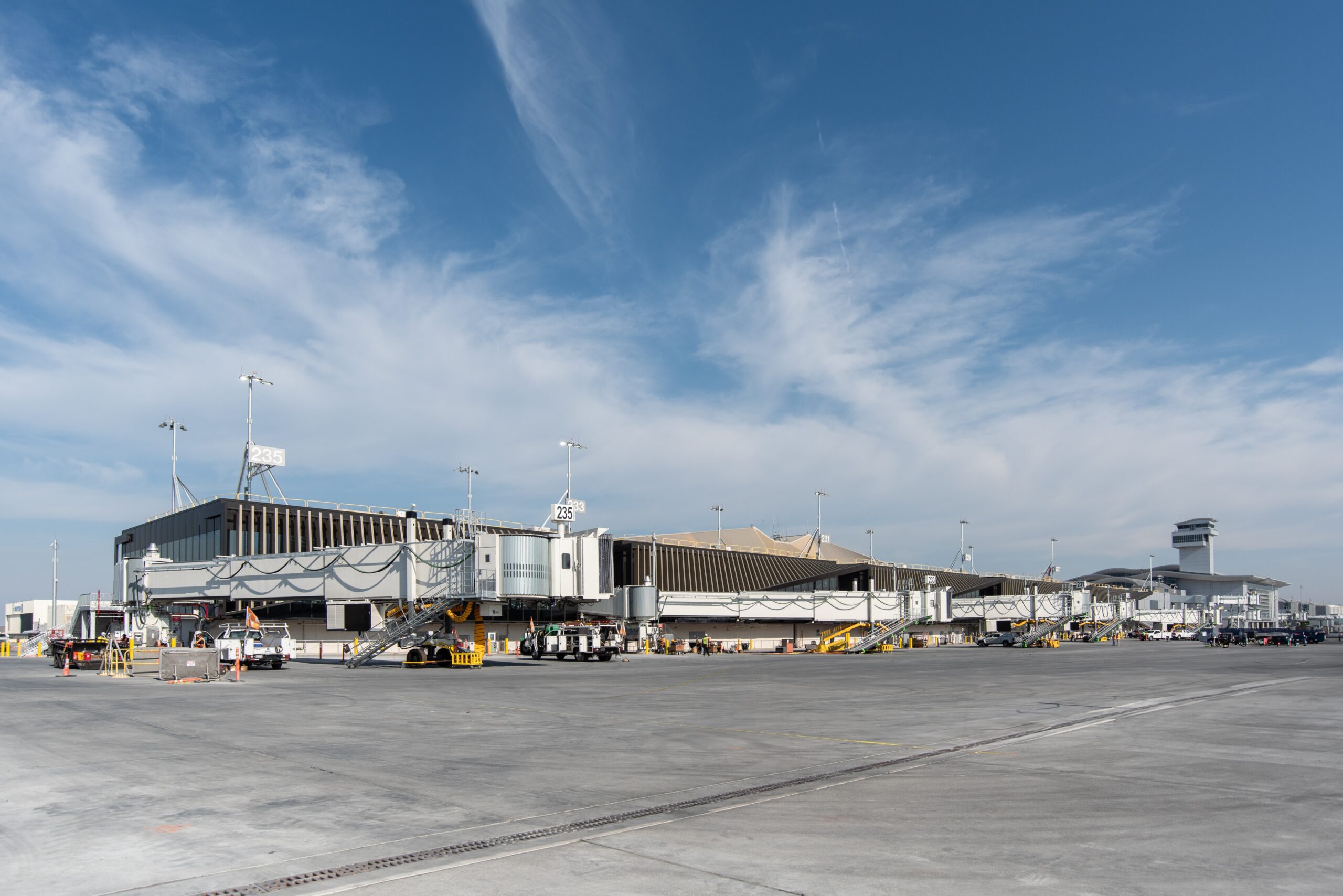 You are currently viewing American, JetBlue and Spirit are moving at LAX to make way for a new terminal