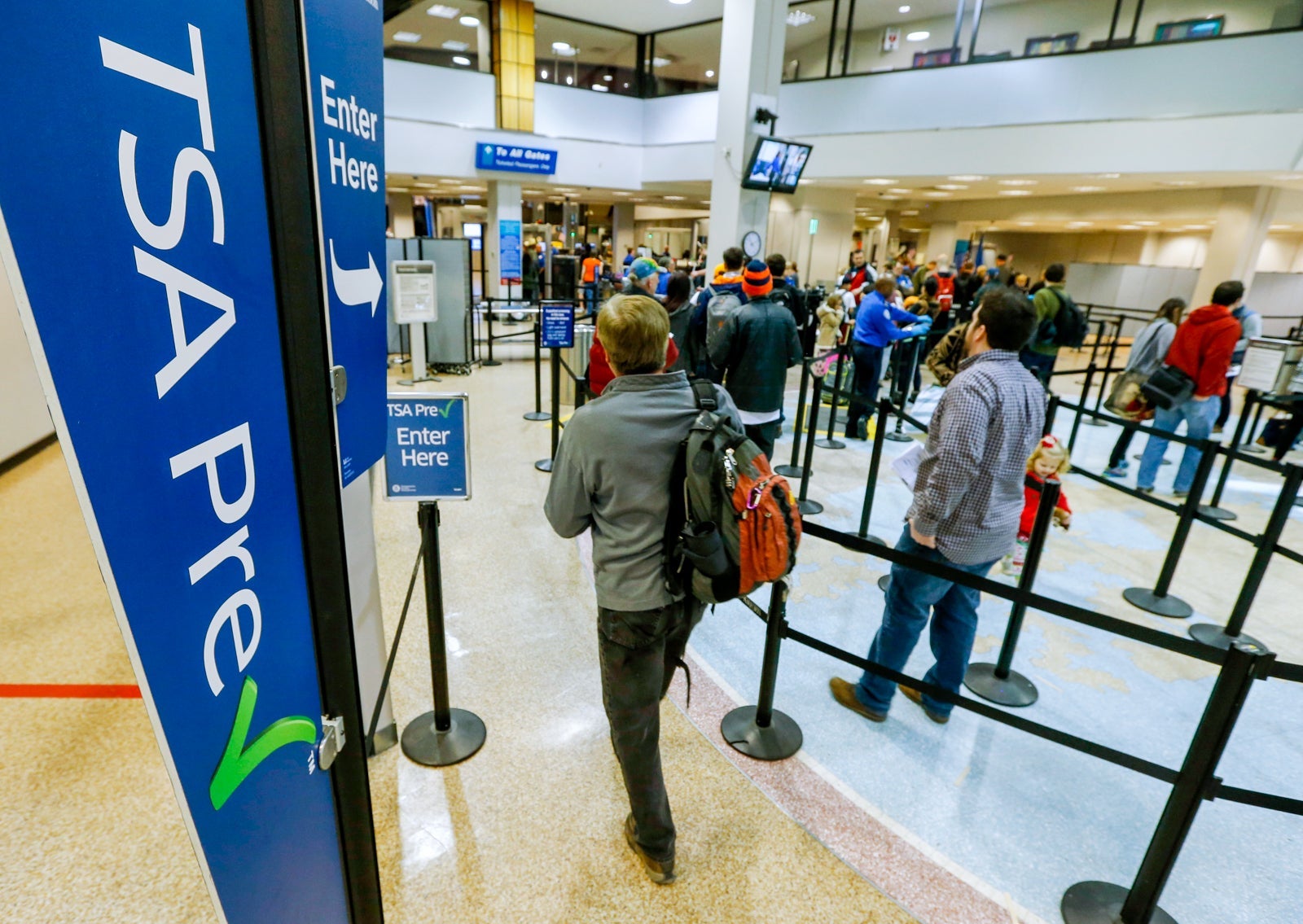 Read more about the article Use these tricks to avoid TSA scrutiny and save time at the airport