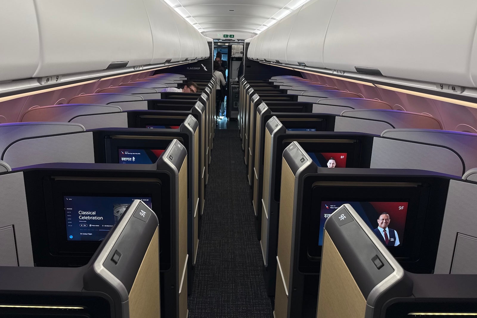You are currently viewing American unveils premium Airbus A321XLR with Flagship Suites, promises ‘sexy’ new routes
