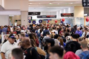 Read more about the article It could be another rough weekend at TSA checkpoints: What to expect, and TPG’s tips to prepare