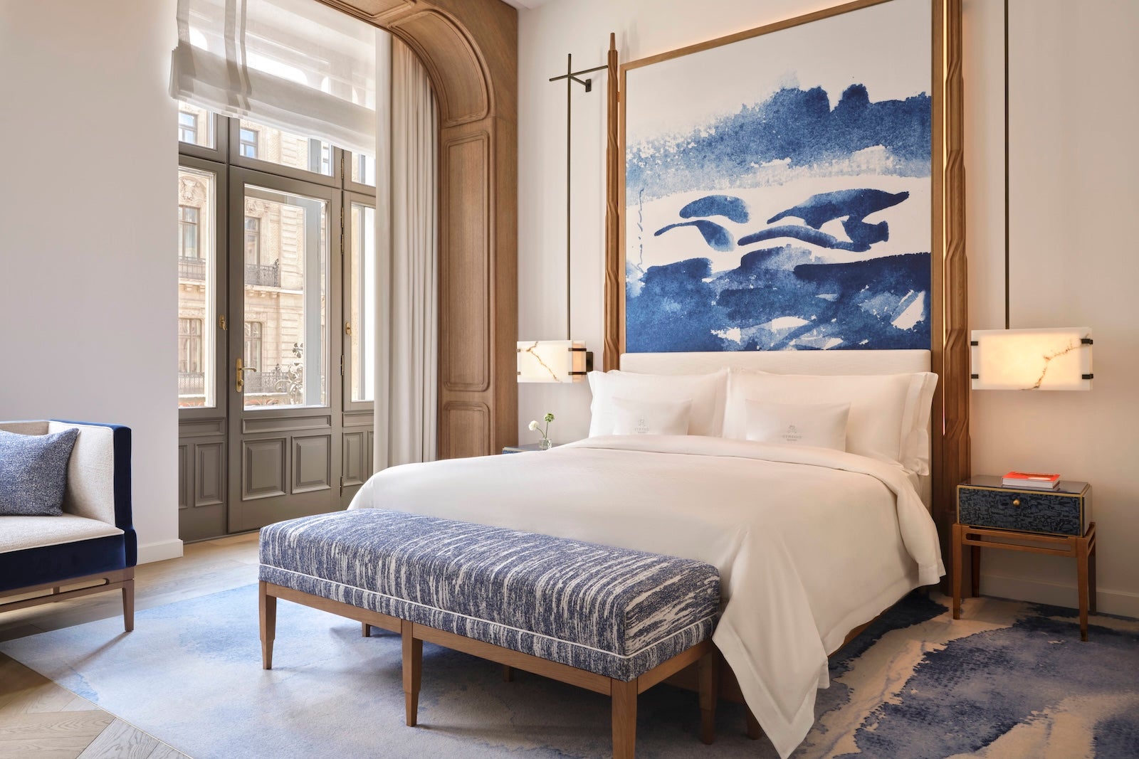 Read more about the article This stunning Hungarian palace is now the St. Regis Budapest