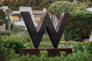Read more about the article Italy’s newest W opens in Sardinia with a private marina, Mediterranean views