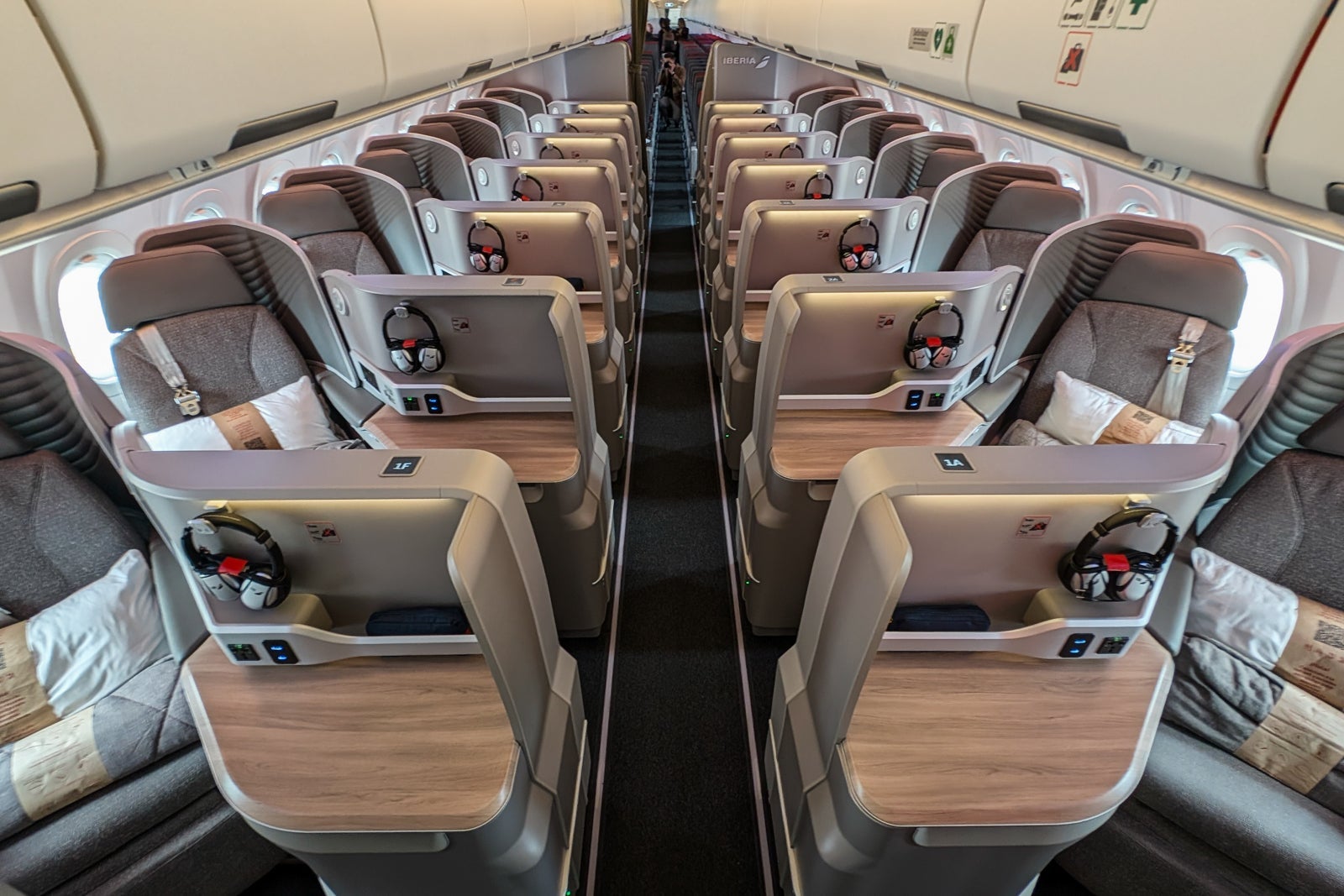 You are currently viewing 19 incredible ways to use 100k Chase Ultimate Rewards points: From first-class flights to all-inclusive getaways