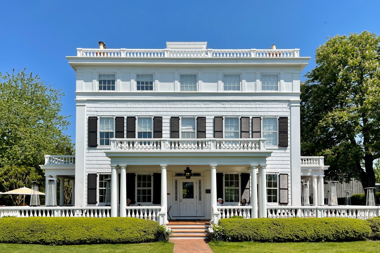 Read more about the article The most romantic hotels near major US cities for a weekend getaway